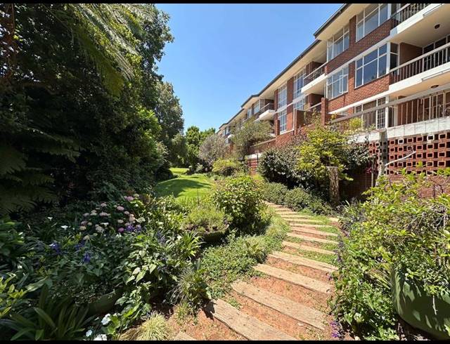 2 BEDROOM APARTMENT FOR SALE IN HYDE PARK